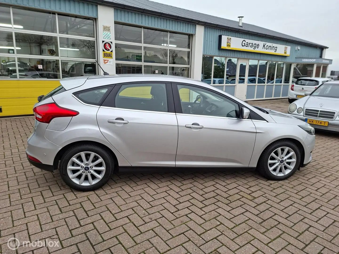 Ford Focus 1.0 Titanium Argent - 2