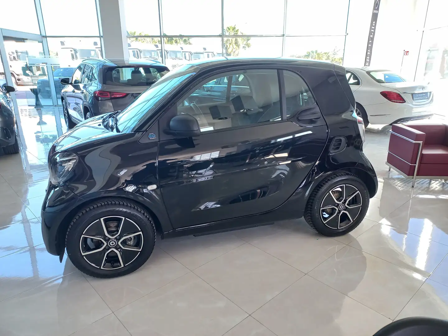 smart forTwo EQ - PASSION Fekete - 2