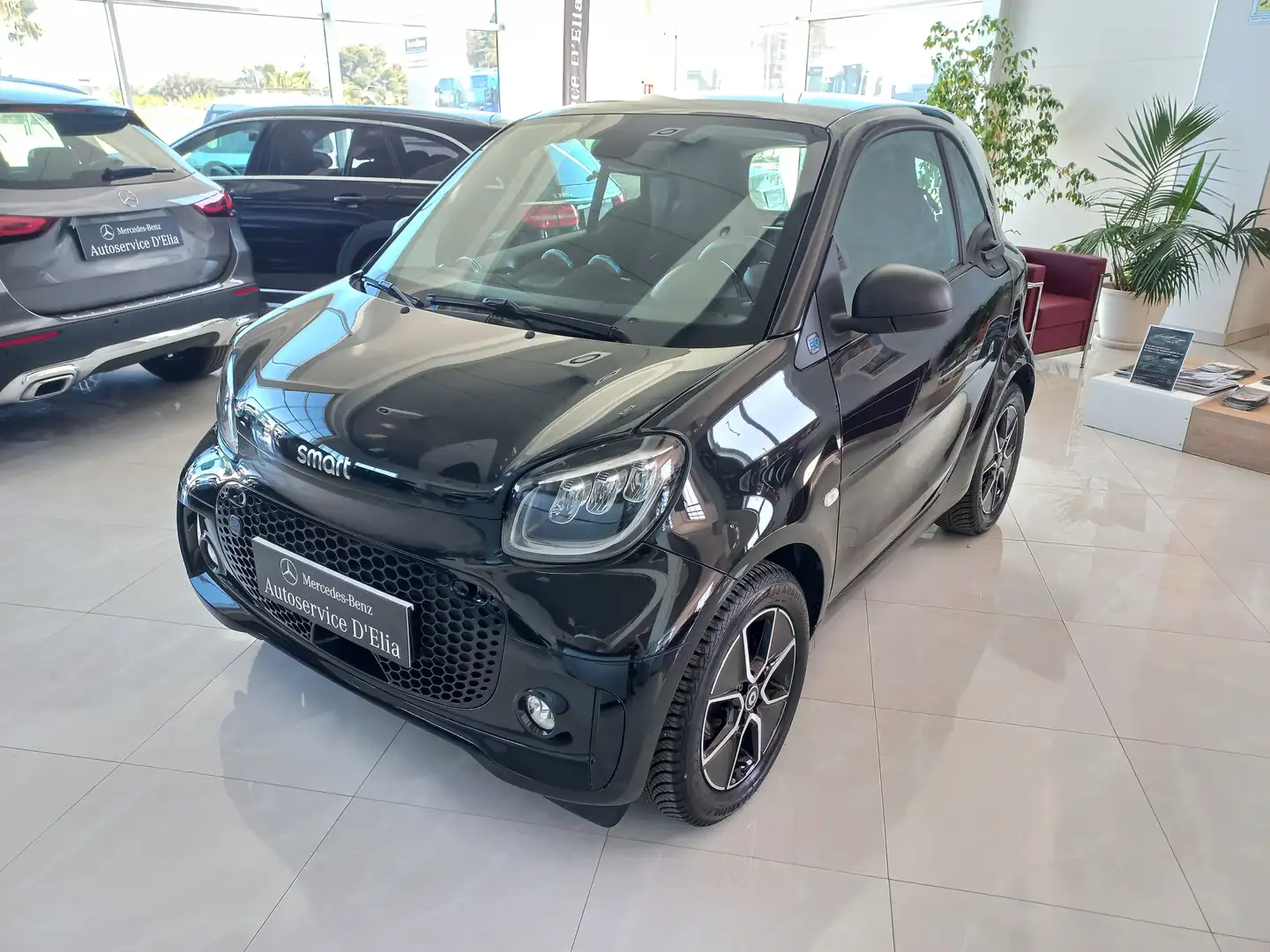 smart forTwo EQ - PASSION Fekete - 1