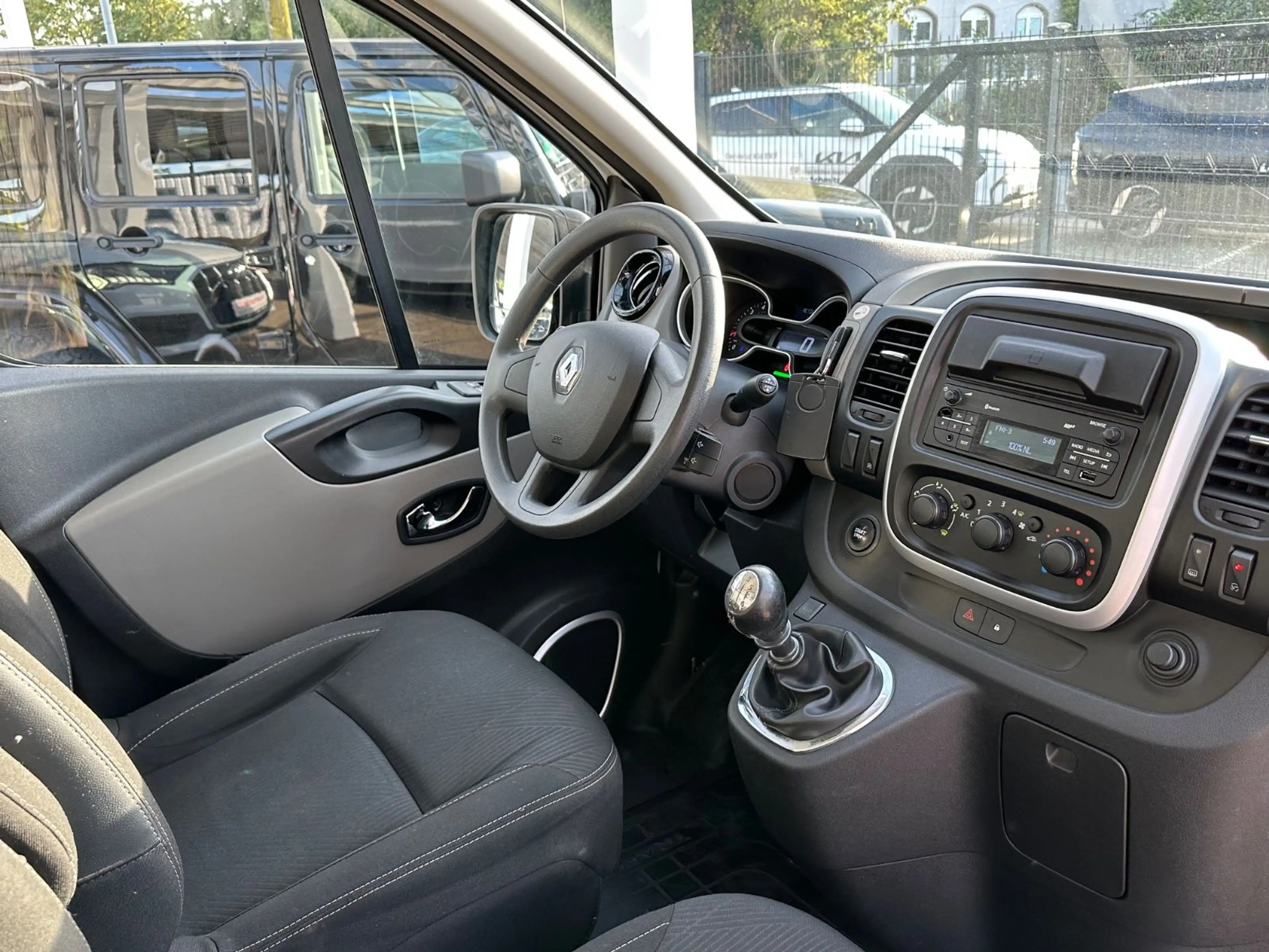 Renault Trafic *3-Sitzer*Klima*R-Kamera*Funk*Ladefläche-K — photo 8