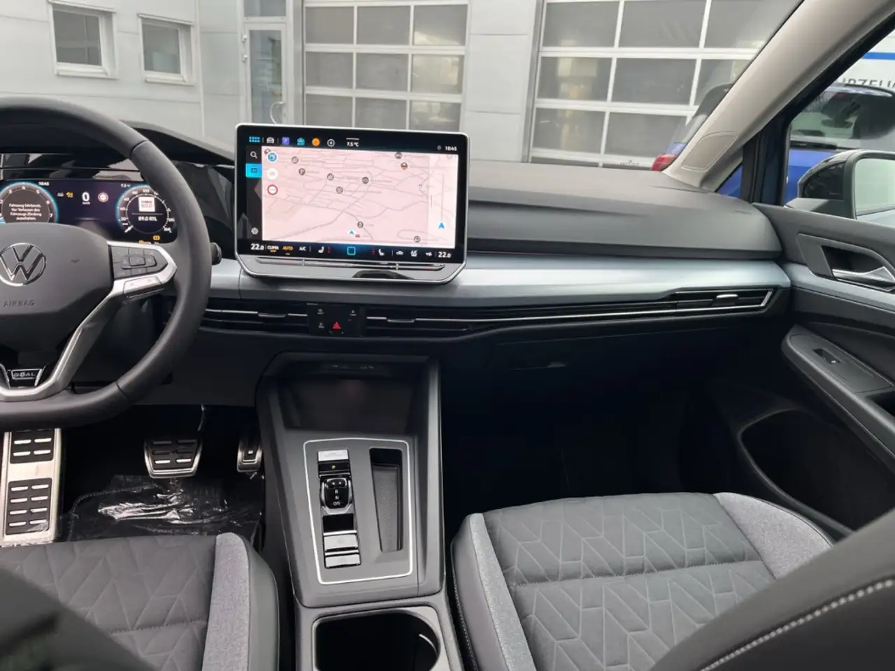 Volkswagen Golf 1.5 eTSI 110 kW Goal Mildhybrid LED+Rückfahrkamera 11