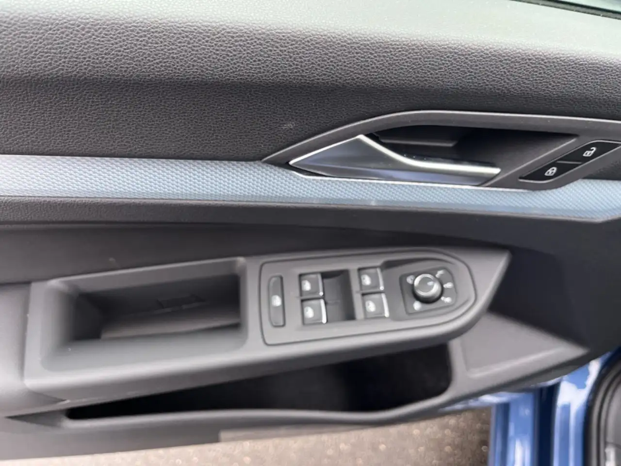 Volkswagen Golf 1.5 eTSI 110 kW Goal Mildhybrid LED+Rückfahrkamera 14