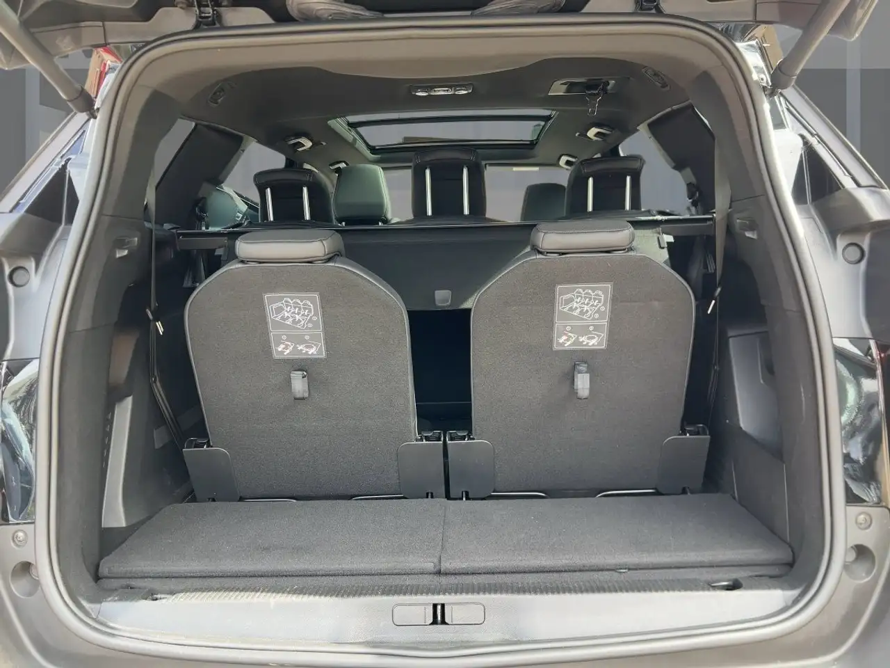 Peugeot 5008 2.0 BlueHDi 180 GT PANO SHZ LED AHK, миниатюра 21