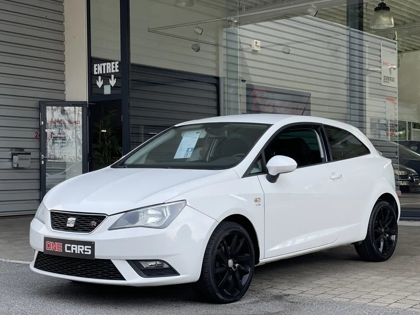 SEAT Ibiza FR 1.2 TSI 105cv AIRCO-VE-VC-ORD.BORD-JA17-GAR 1AN Weiß - 1