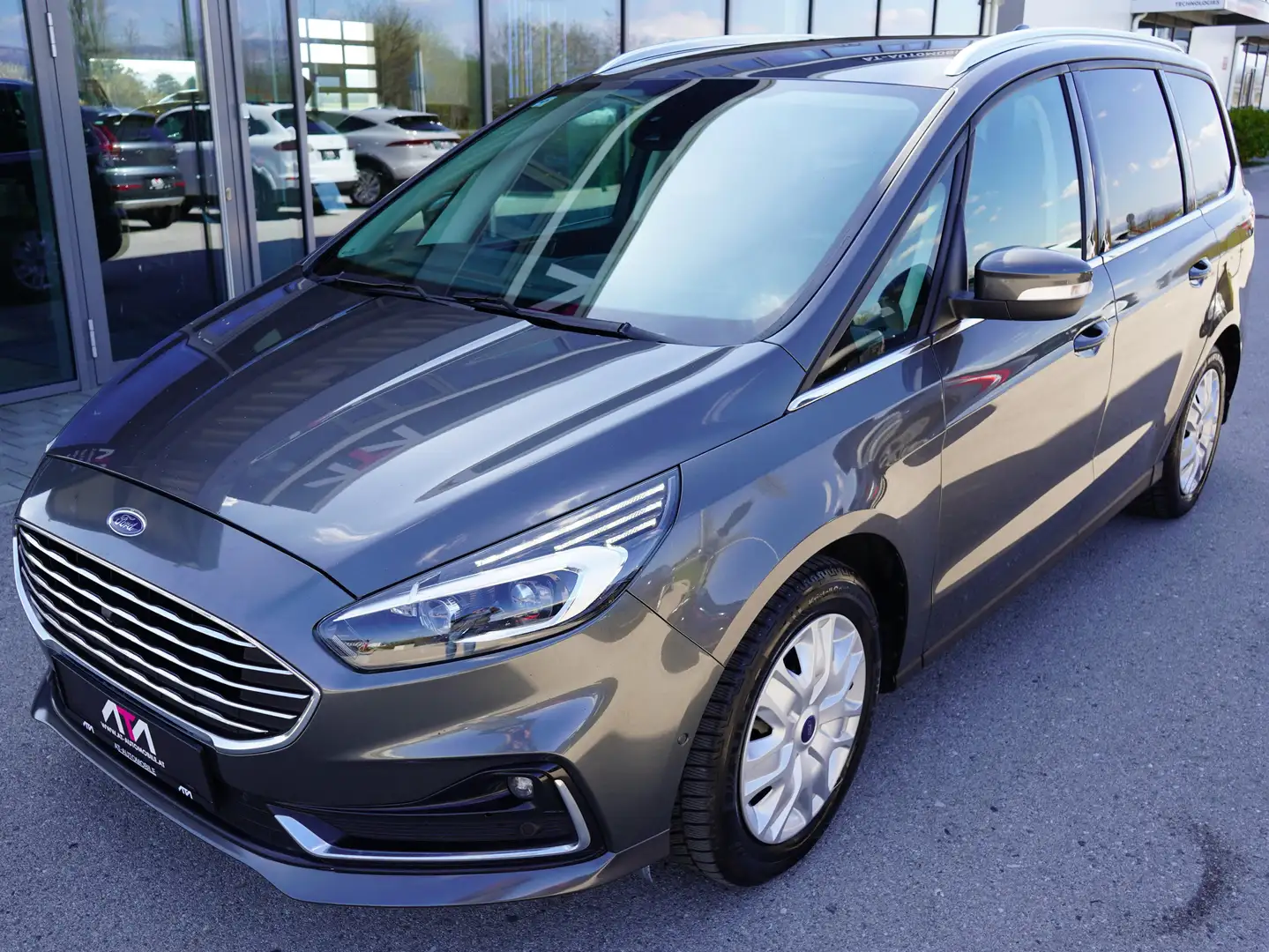 Ford Galaxy Titanium Grau - 2