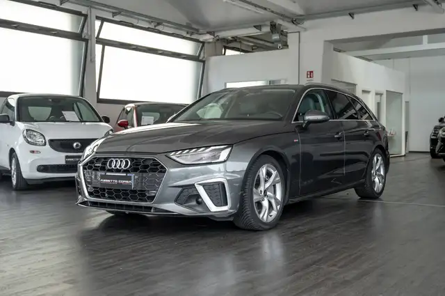 Audi A4 view 3