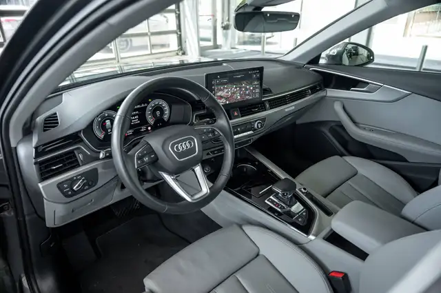 Audi A4 view 8