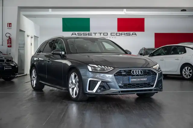 Audi A4 main image