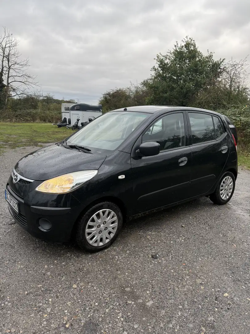 Hyundai i10 i10 1.1 Style APPLE CARPLAY, KLIMA, TÜV: 03.2027 Schwarz - 2