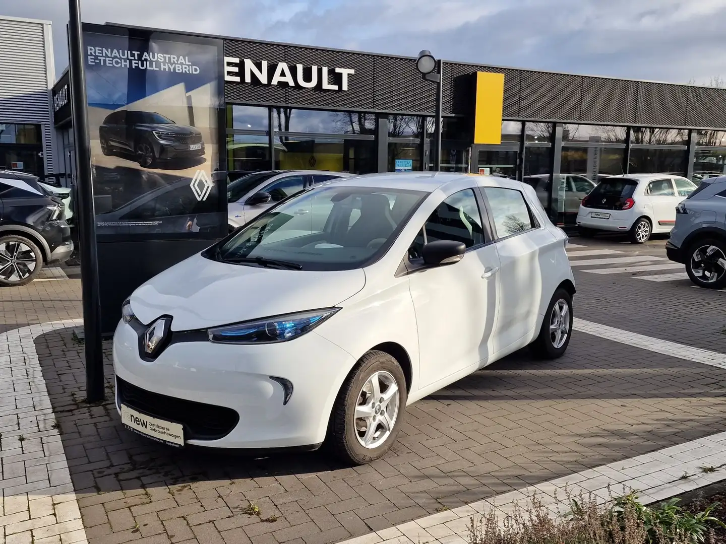 Renault ZOE Life (Rw. 240 Km) Batteriemiete Bílá - 2