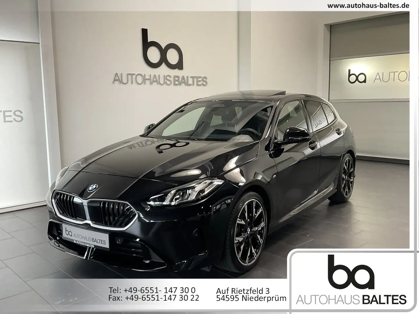 BMW 120 120i M Sport 19/Pano/Park/DrivPlus/AHK Noir - 1