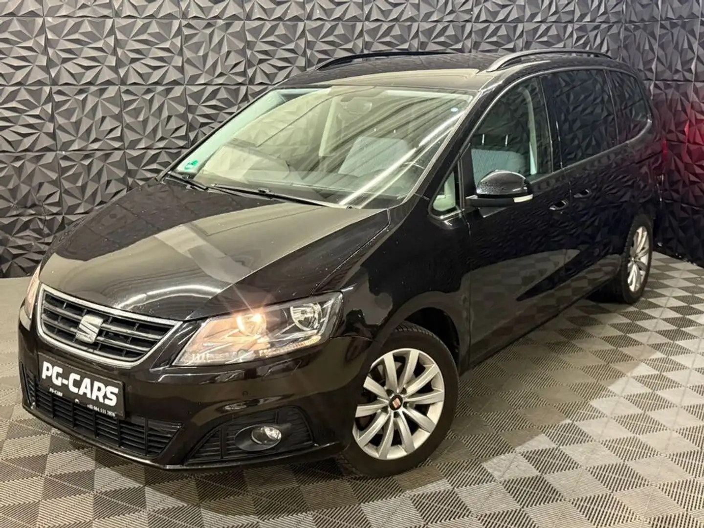 SEAT Alhambra 2.0 TDI Style DSG7 Sitzer Schwarz - 2