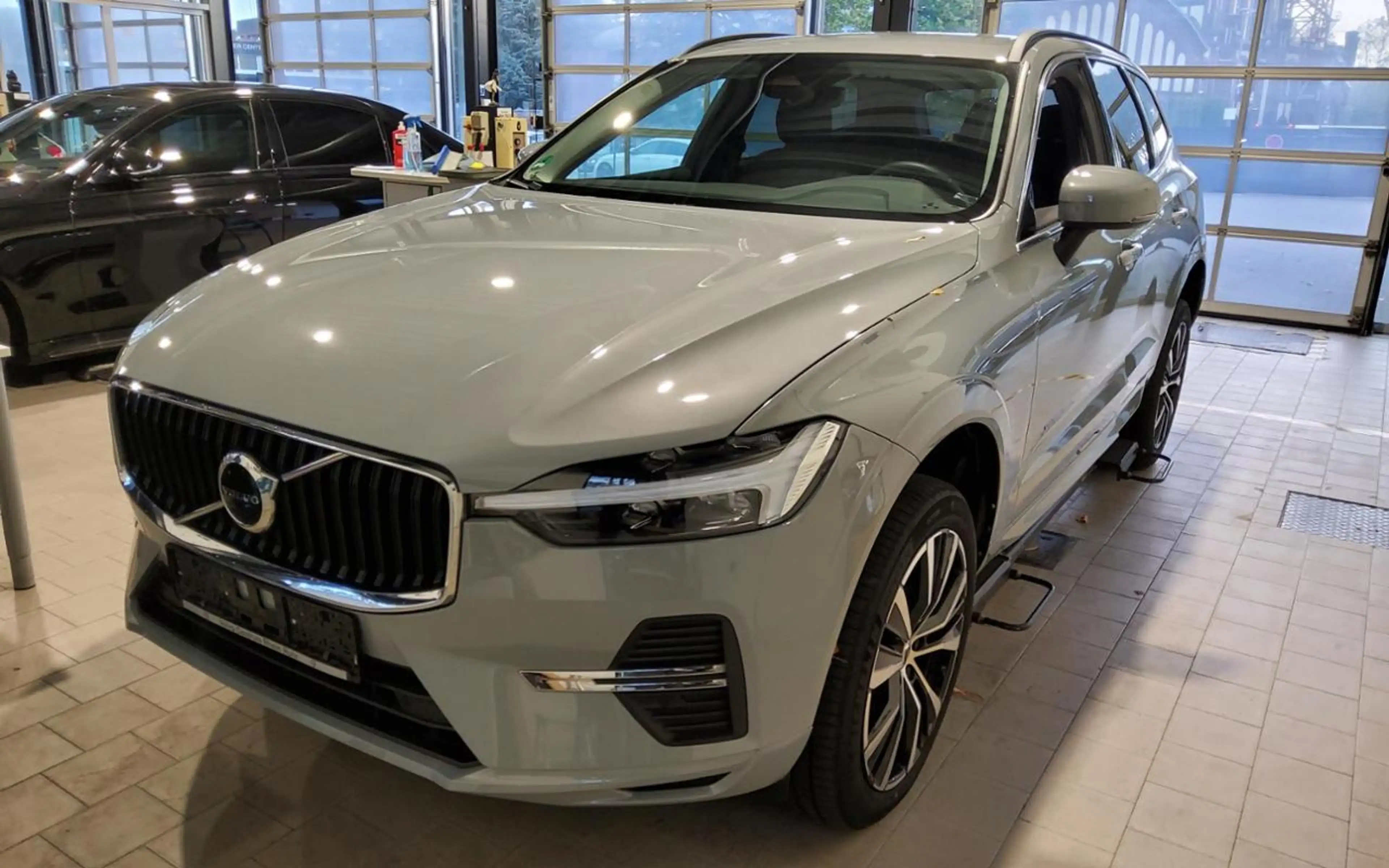 Volvo XC60 B4 CORE WINTERPAK+LM20+KAMERA+NAVI+LED+DAB — photo 2