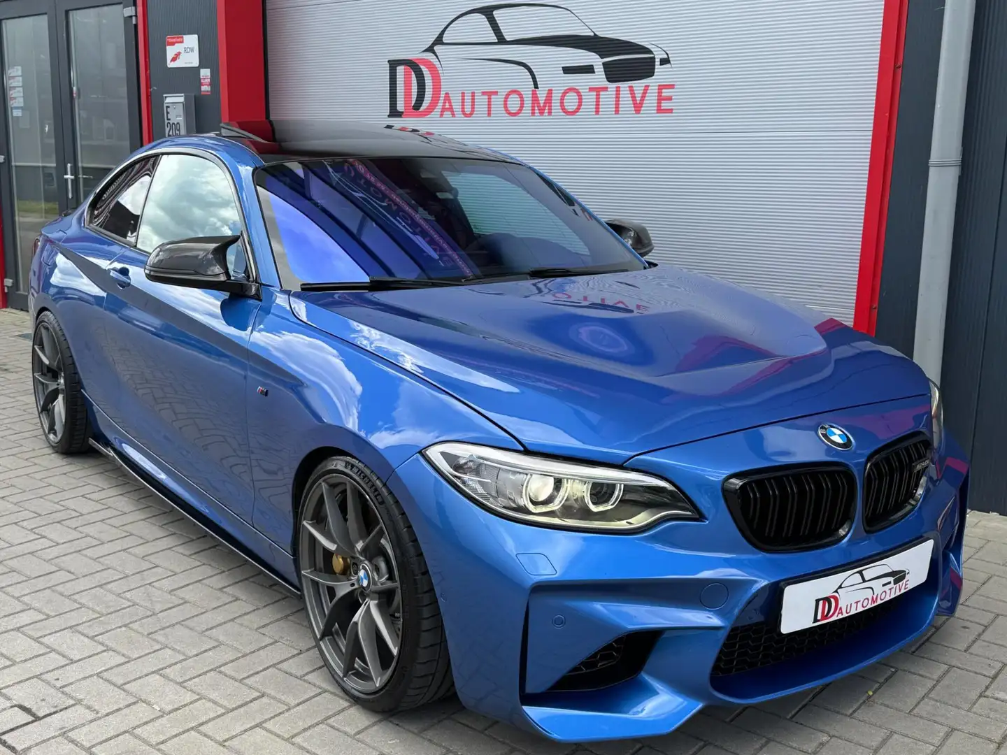 BMW 240 2-serie Coupé M240i xDrive High Executive DAK/CRUI Modrá - 2