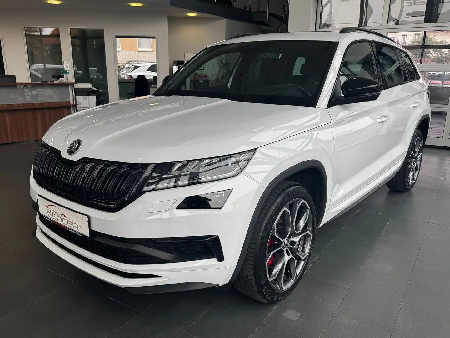 Skoda Kodiaq RS 4x4 2.0 TDI "LED/Pano/VirtualC/Memory" Blanc - 1