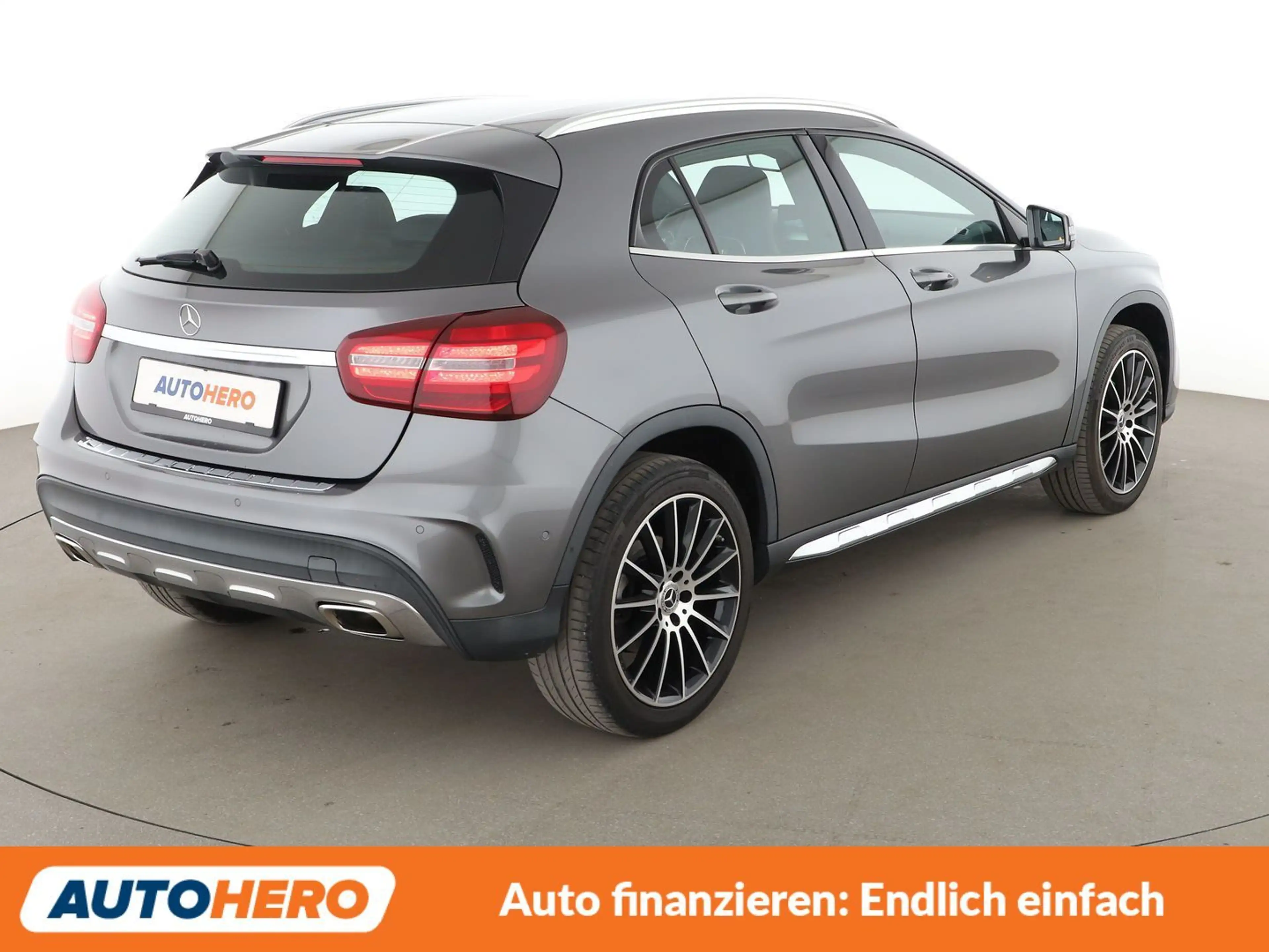 Mercedes-Benz GLA 180 GLA 180 AMG Line*NAVI*TEMPO*LED*PDC*SHZ* — photo 6