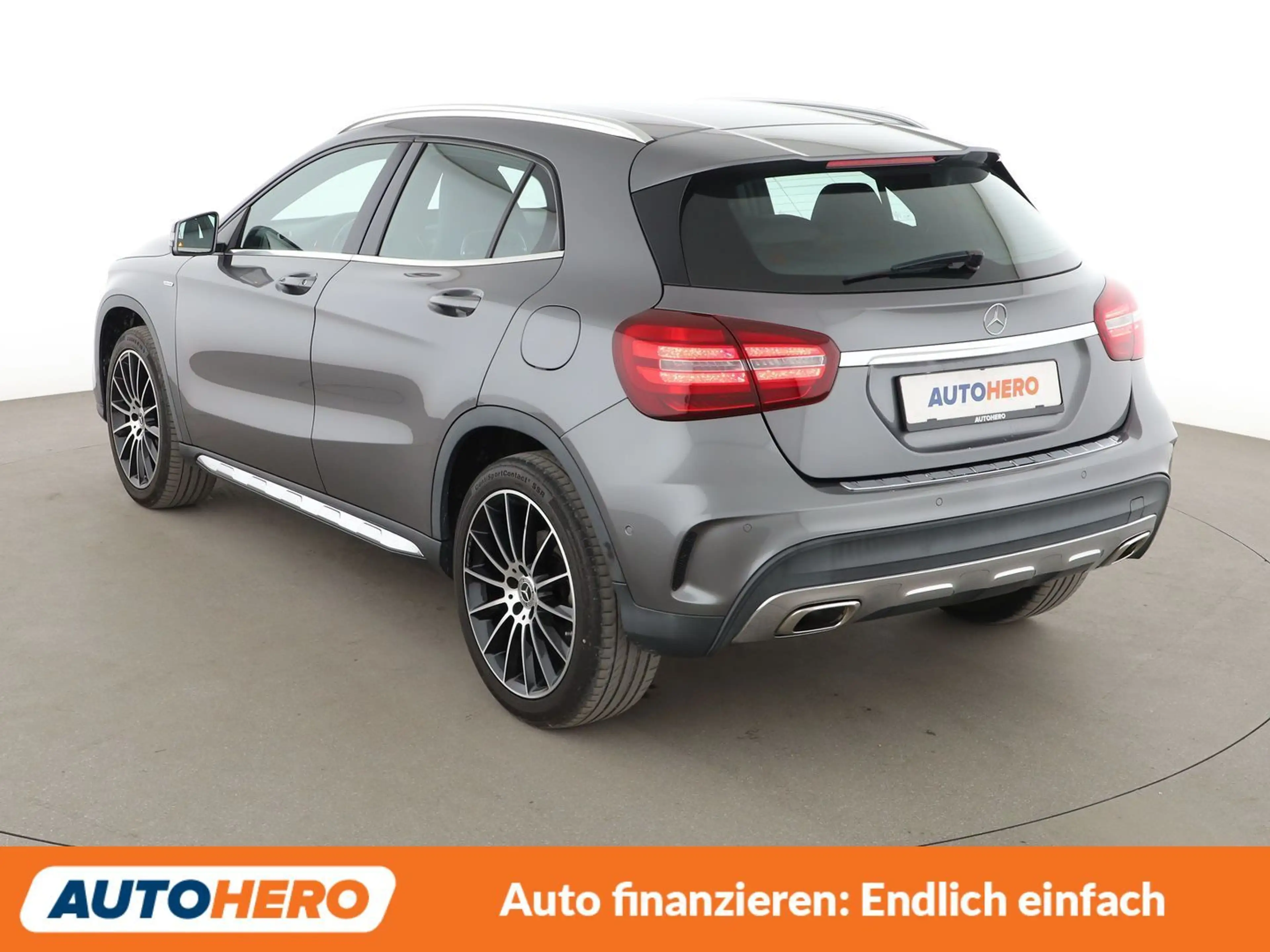 Mercedes-Benz GLA 180 GLA 180 AMG Line*NAVI*TEMPO*LED*PDC*SHZ* — photo 4