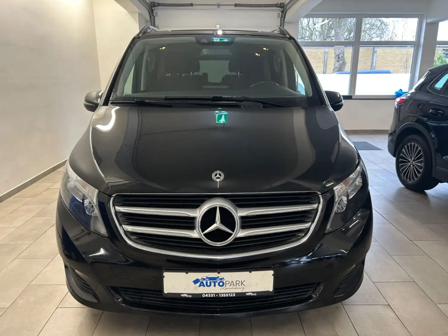 Mercedes-Benz V 220 V -Klasse  CDI/dBT EDITION lang Schwarz - 2