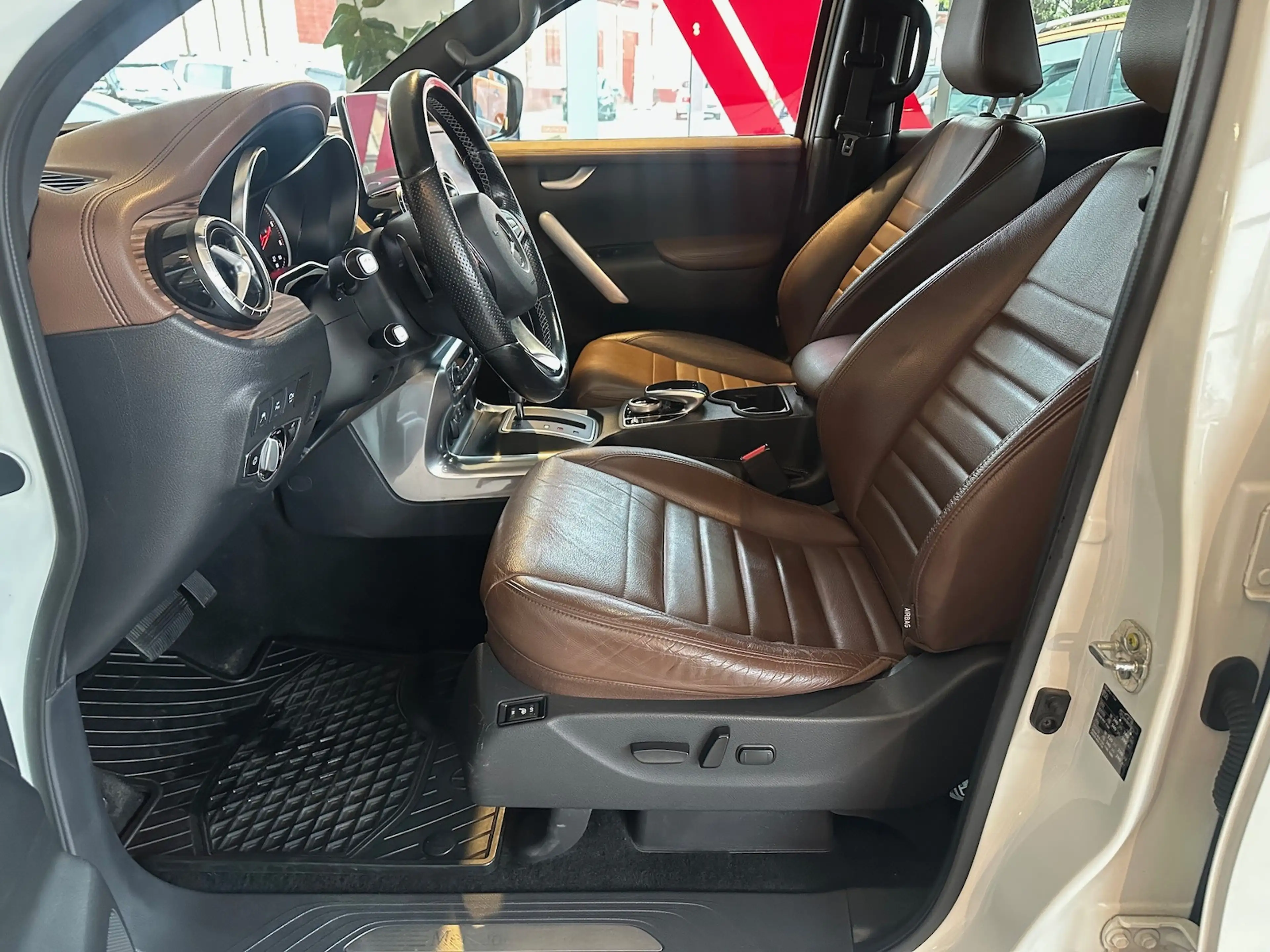 Mercedes-Benz X 350 d 4Matic Doppelkabine Edition Power |360°| — photo 11