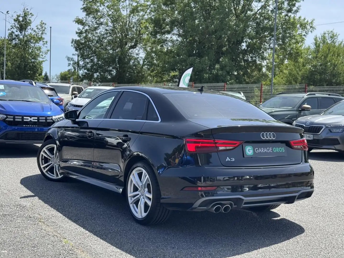 Audi A3 2.0 TDI 150 S tronic 6 Sport Noir - 2