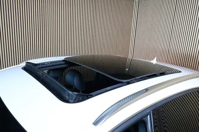 Audi Q5 view 5