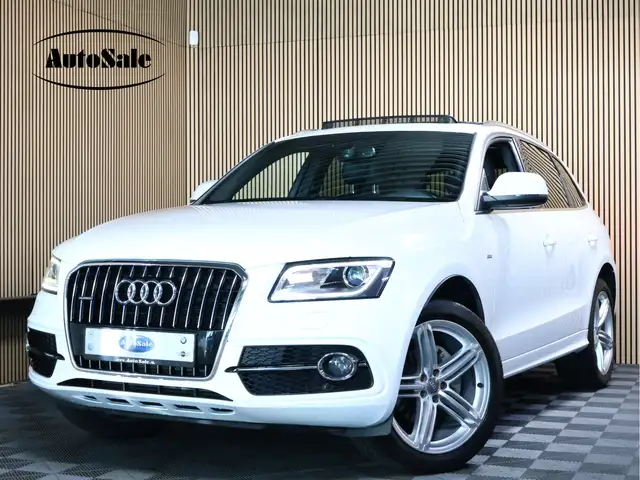 2013 Audi Q5 in White for sale