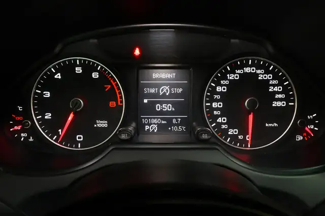 Audi Q5 view 24