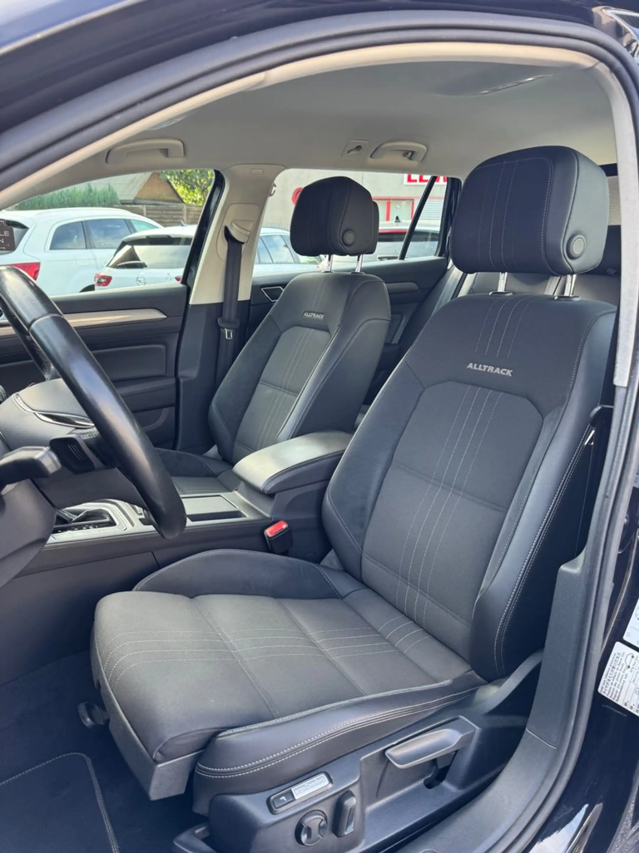 Volkswagen Passat Variant Alltrack 4Motion AUT+WKR+NAV+AHK+ — photo 15