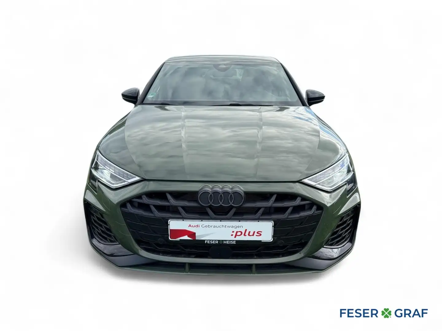 Audi S3 Sportback Akrapovic/SHZ/CarPlay/SONOS/19" Grün - 2