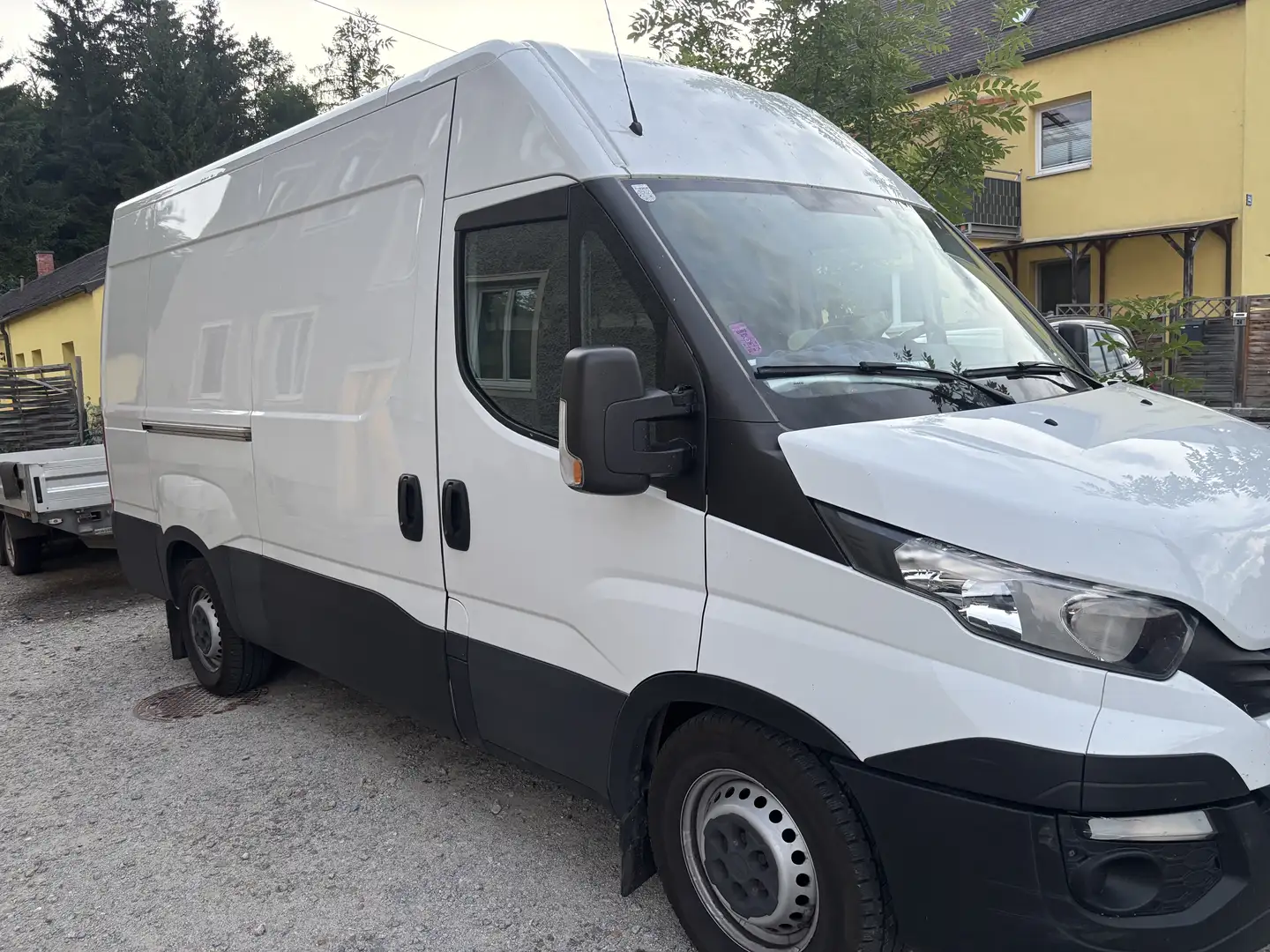 Iveco Daily 35 S 14 C 3000L 2,3 HPT DPF - 1