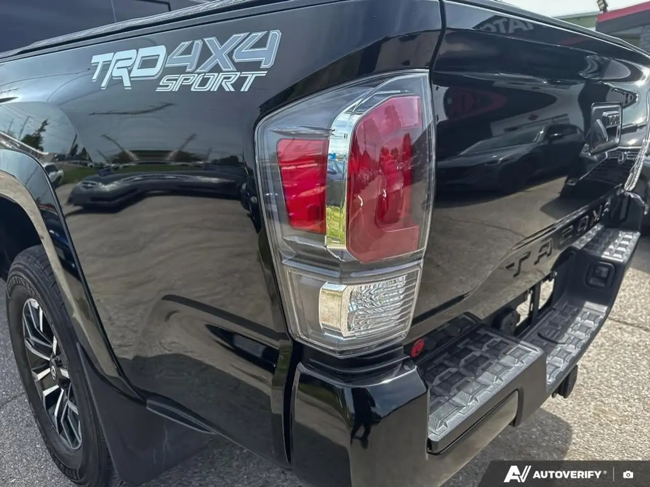 Toyota Tacoma снимка Toyota Tacoma
