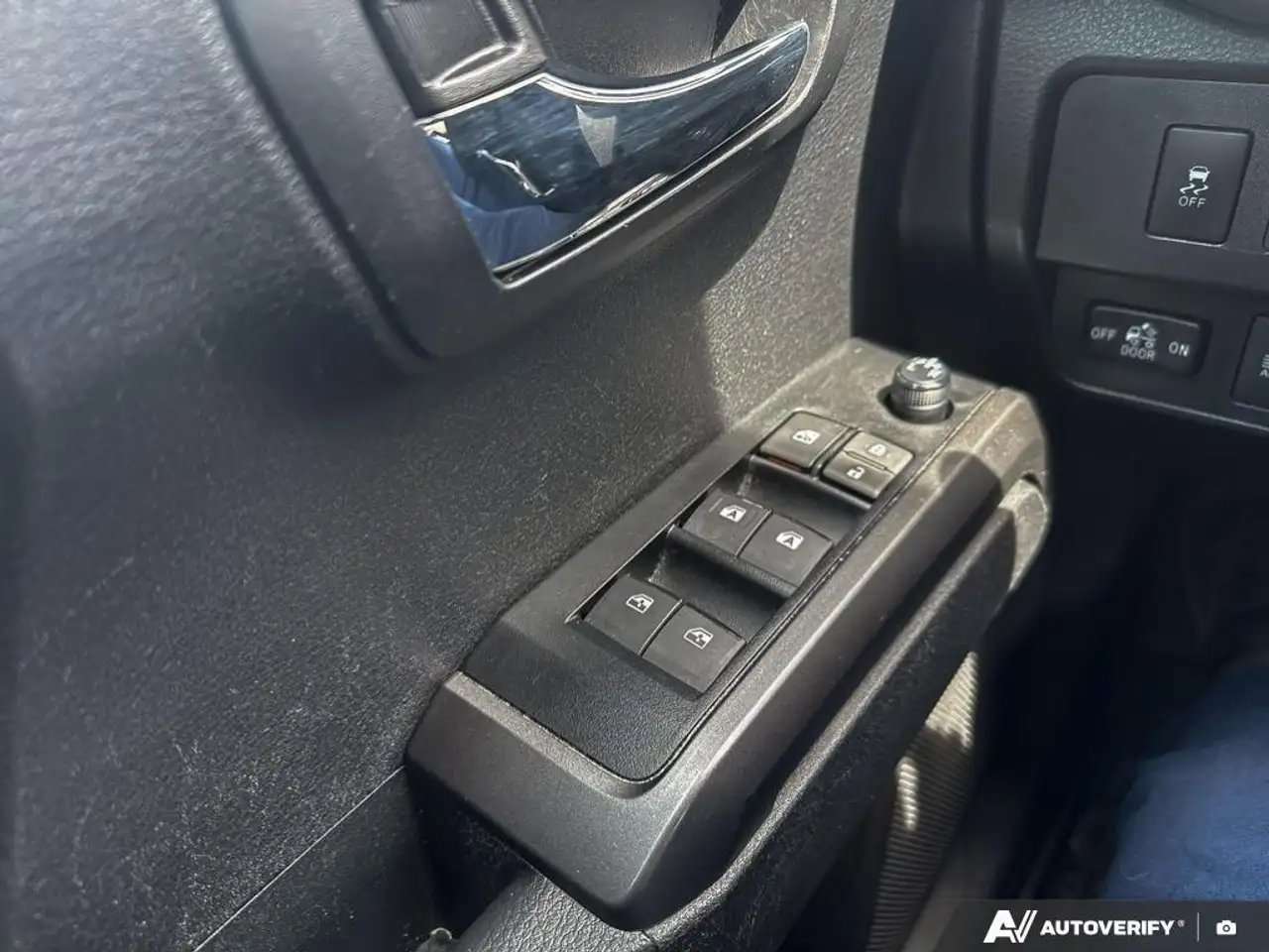 Toyota Tacoma снимка Toyota Tacoma