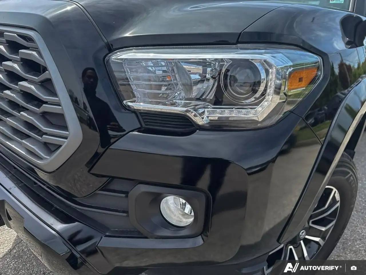 Toyota Tacoma снимка Toyota Tacoma