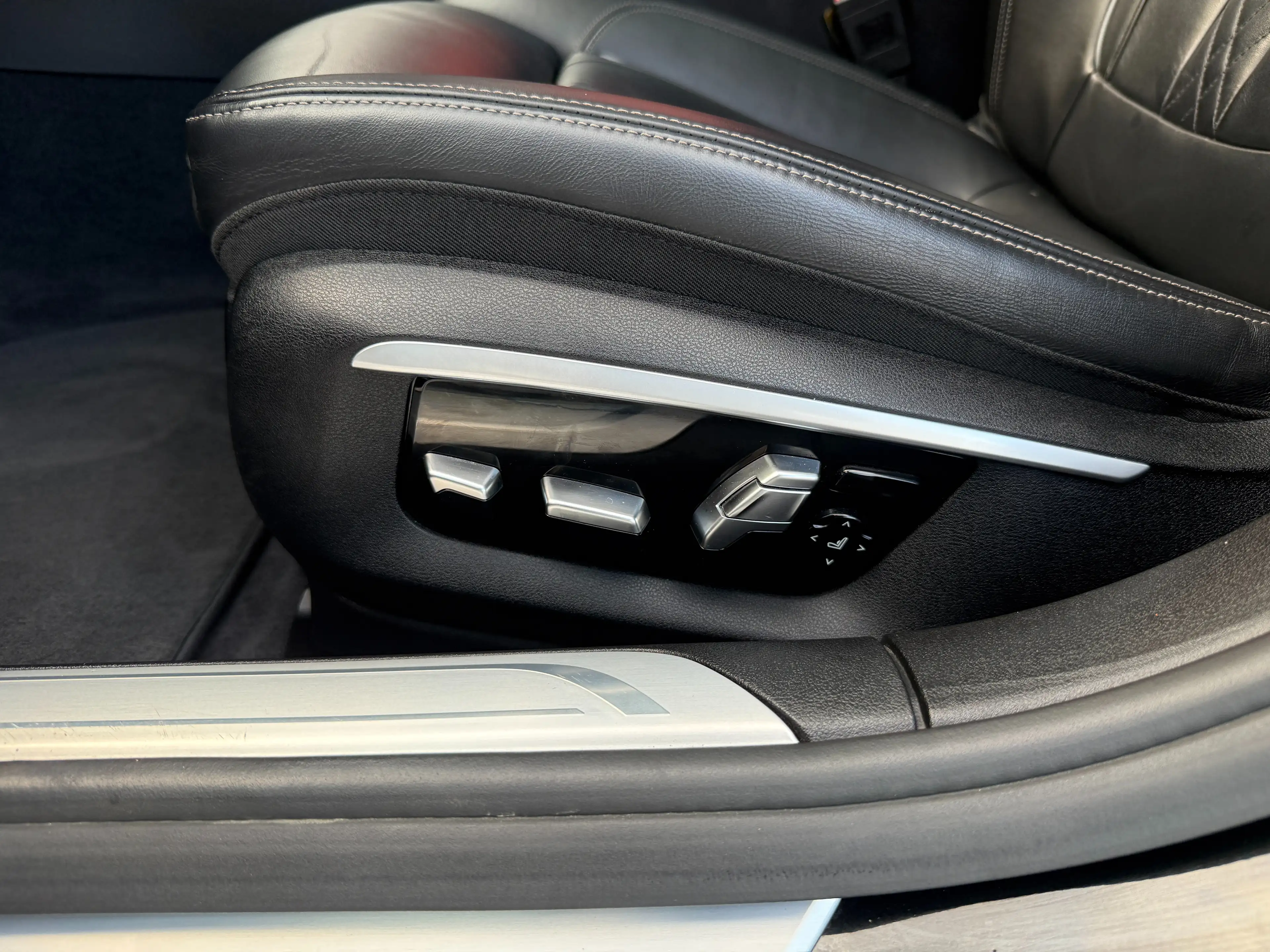 BMW 730 d|xDrive|Lang|SKY-L.Pano|360|Browers&W|HUD|VOLL — photo 7