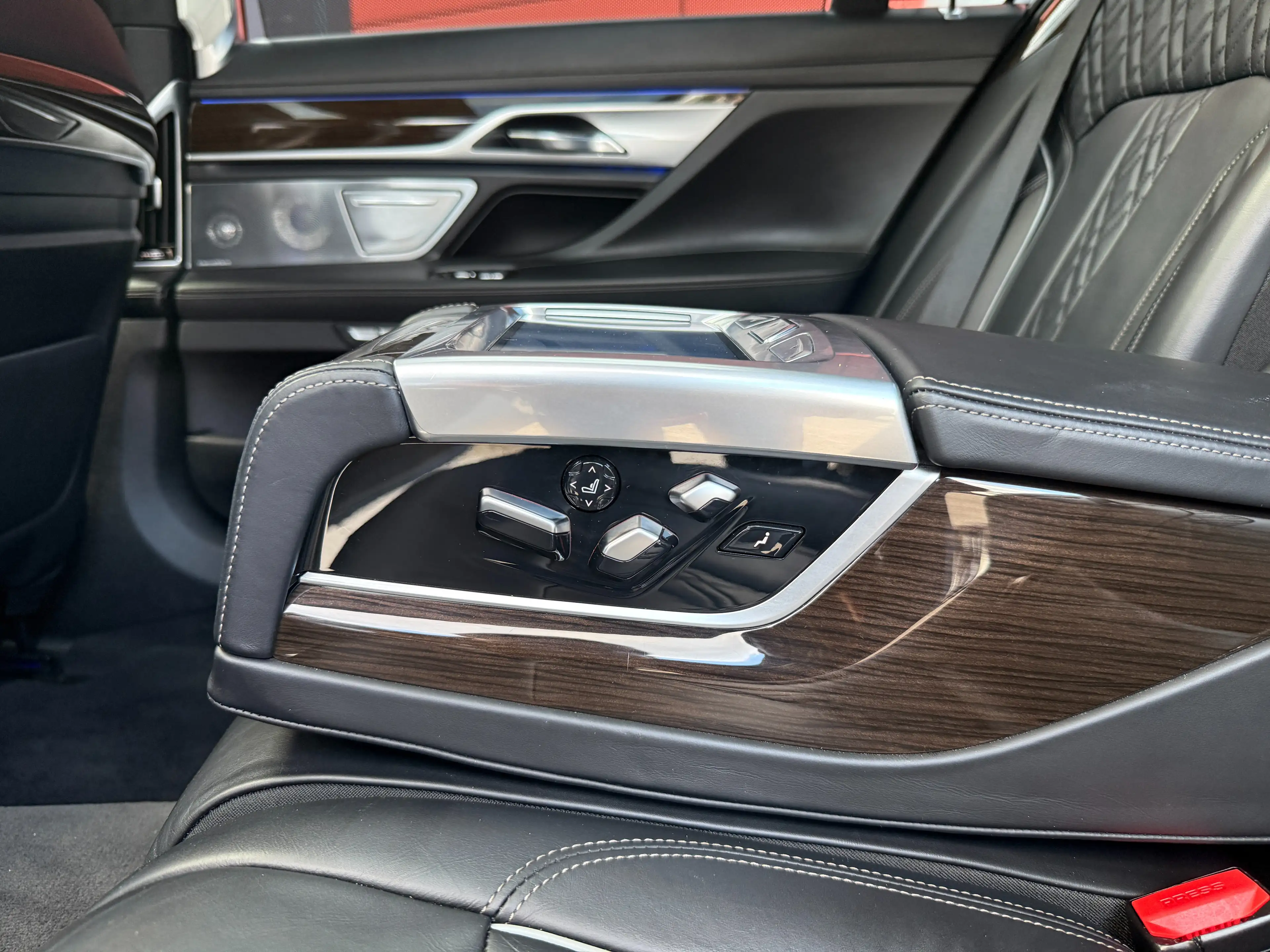 BMW 730 d|xDrive|Lang|SKY-L.Pano|360|Browers&W|HUD|VOLL — photo 11