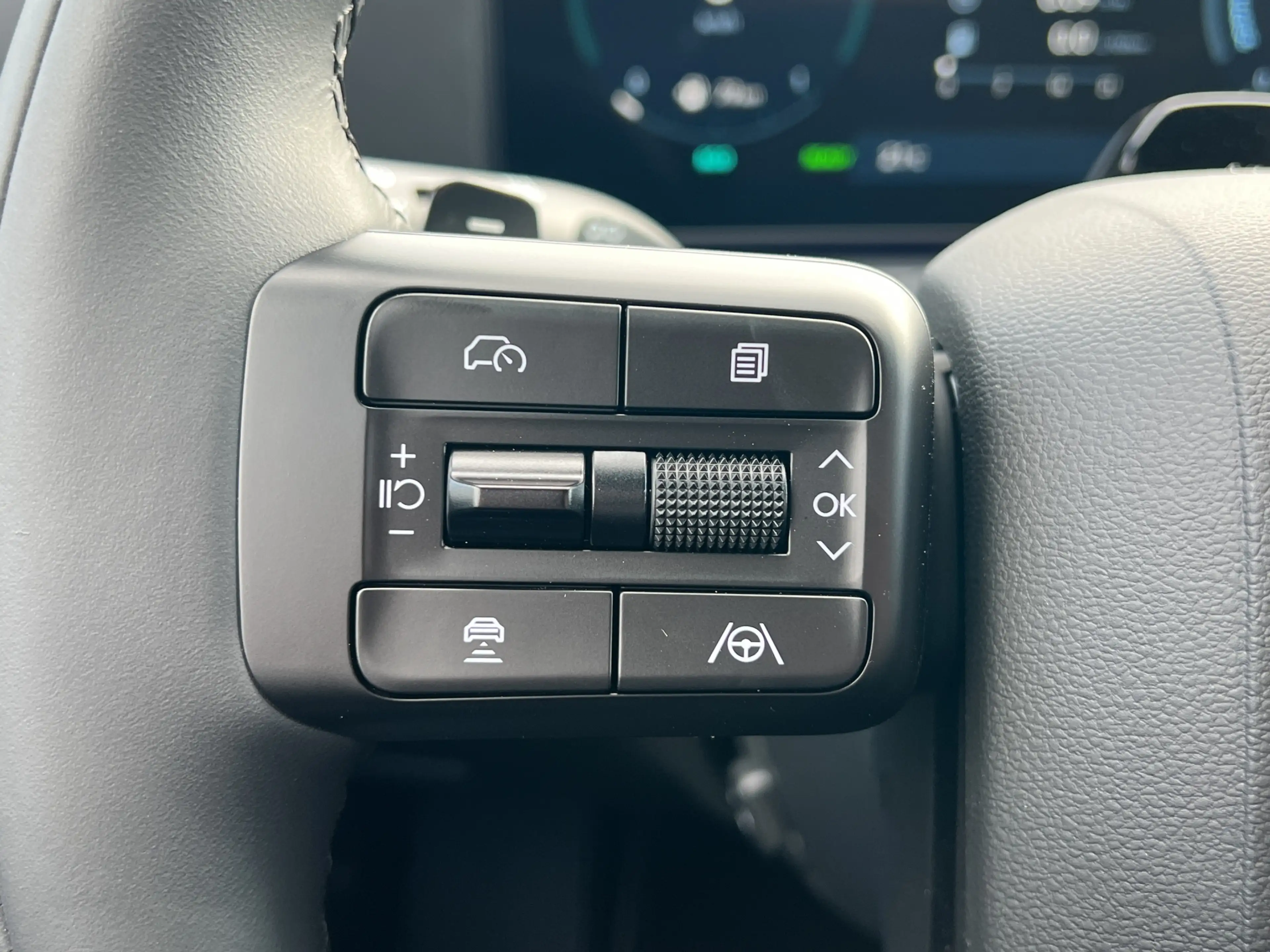 Hyundai SANTA FE 1.6 T-GDI PHEV 252pk Black Line 4WD 7p. | Draadloo — photo 18