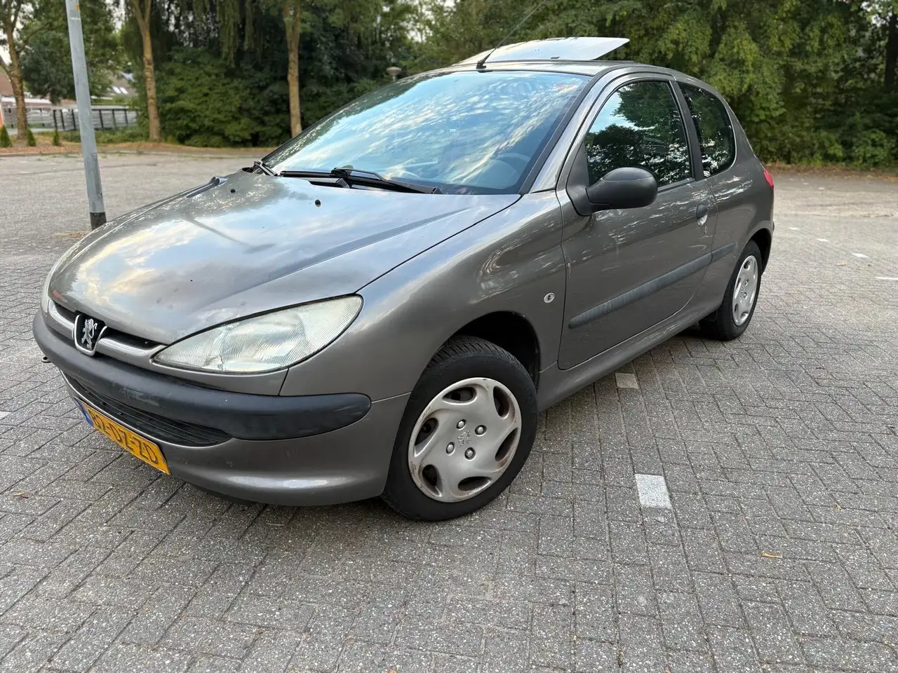 Peugeot 206 1.4 AUTOMAAT APK 25 SEPTEMBER 2027, foto 2