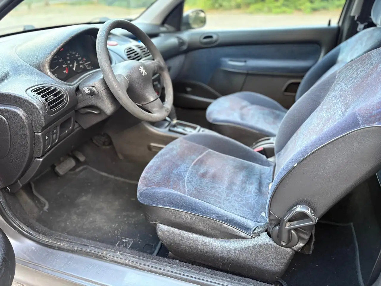 Peugeot 206 1.4 AUTOMAAT APK 25 SEPTEMBER 2027, foto 7