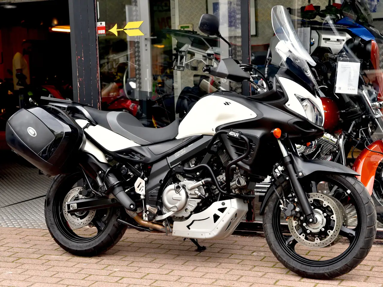 Suzuki V-Strom 650