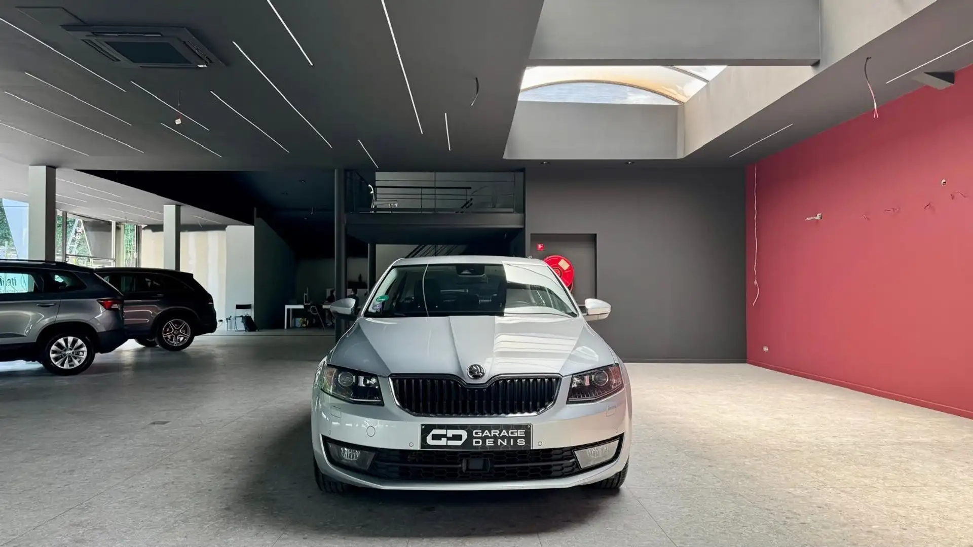 Skoda Octavia Octavia 1.2 TSI Style**GPS**SEMI-CUIR**GARANTIE** Grijs - 2