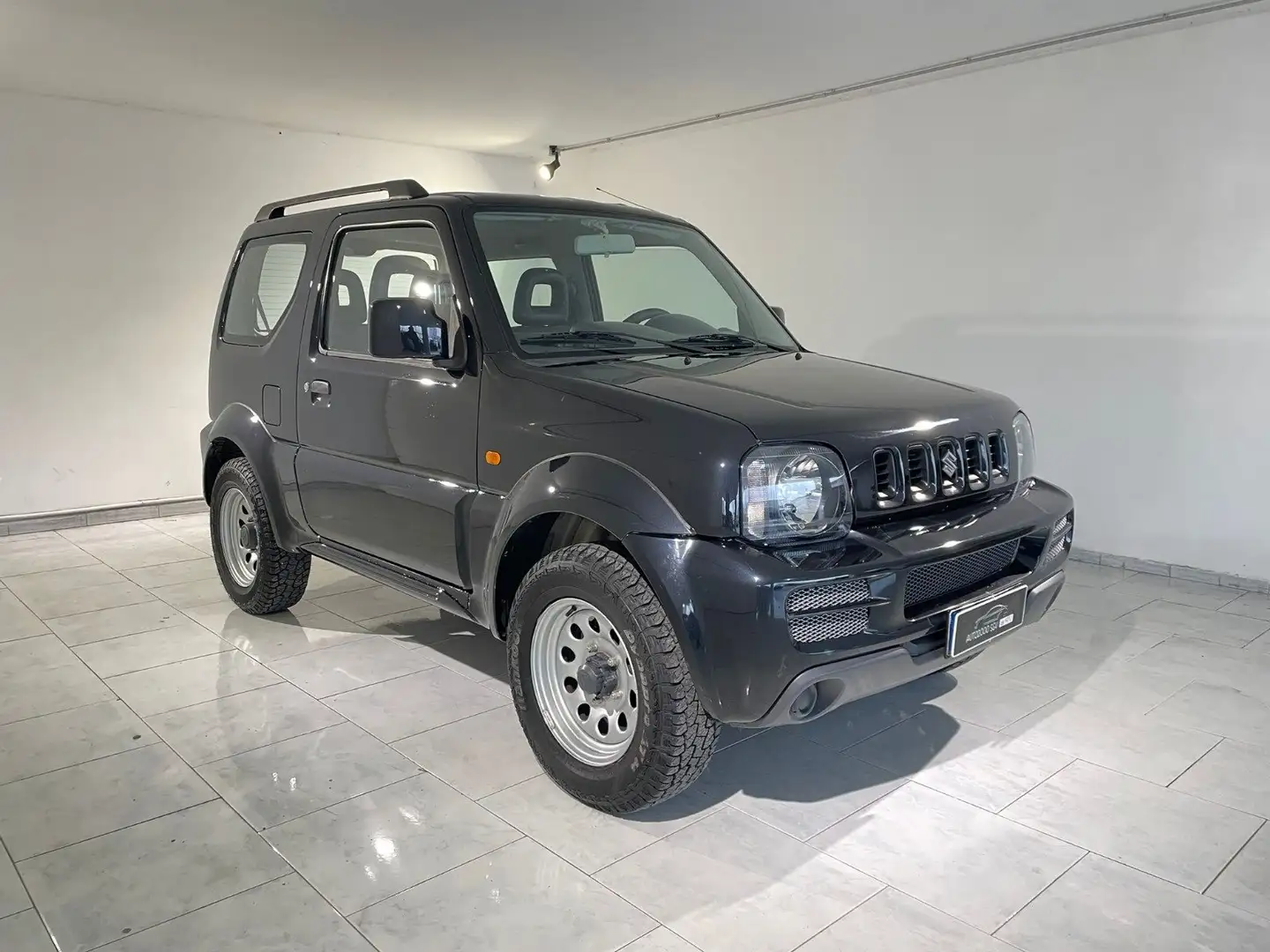 Suzuki Jimny 2008 1.3i 16V 85 CV 4WD JLX X NEOPATENTATI - 1