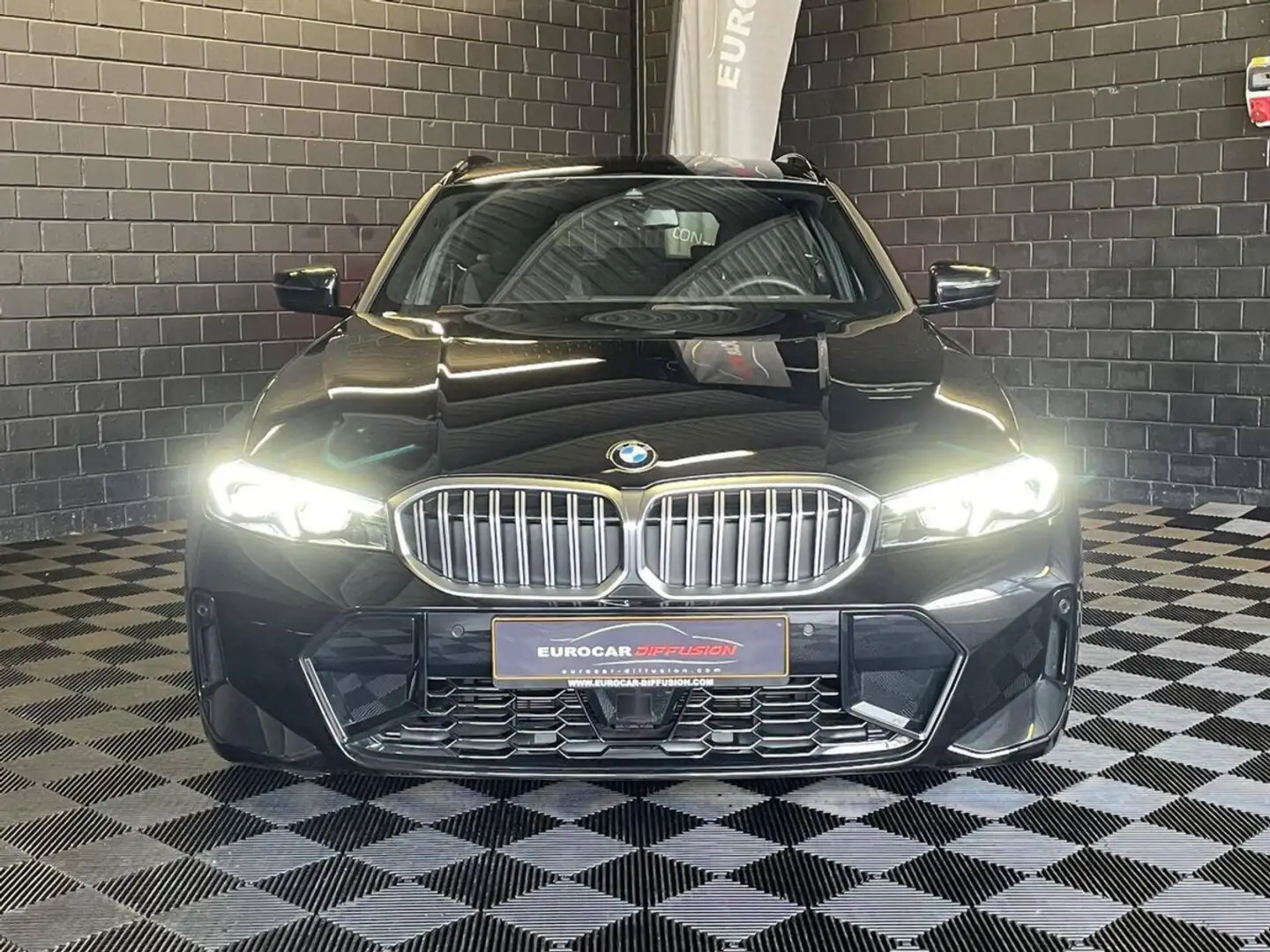 BMW 330 330iA xDrive M-Sport Touring 245CV*Hayon*ACC*Siège Noir - 2