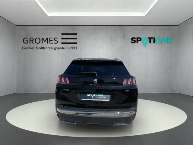 Peugeot 3008 view 4