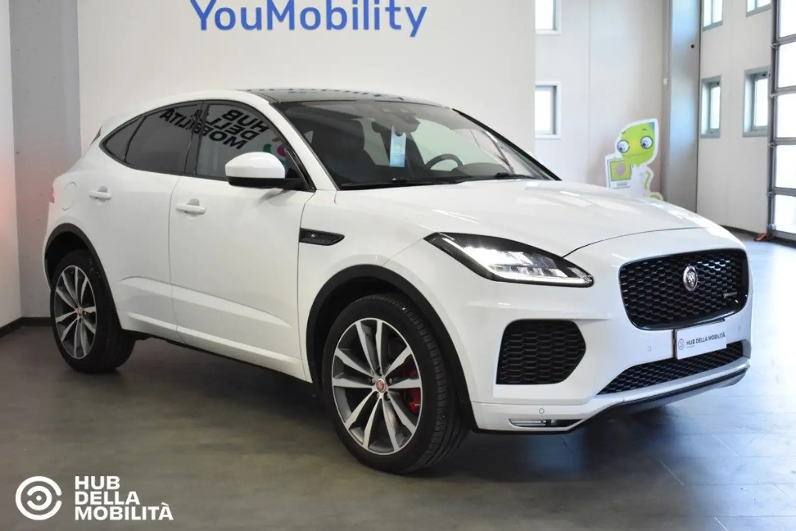 Jaguar E-Pace 2.0D 150 CV AWD aut. R-Dynamic S Bianco - 2