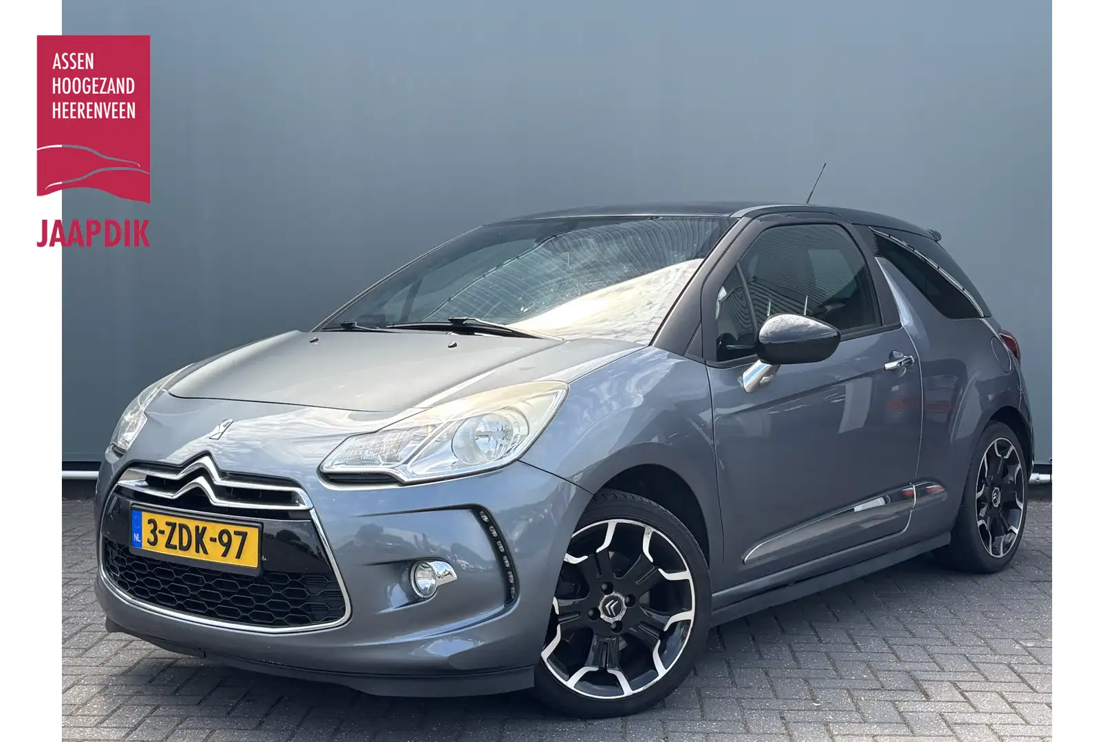 Citroen DS3 BWJ 2010 1.6 THP 157 PK Sport Chic TREKHAAK / LEDE Grijs - 1