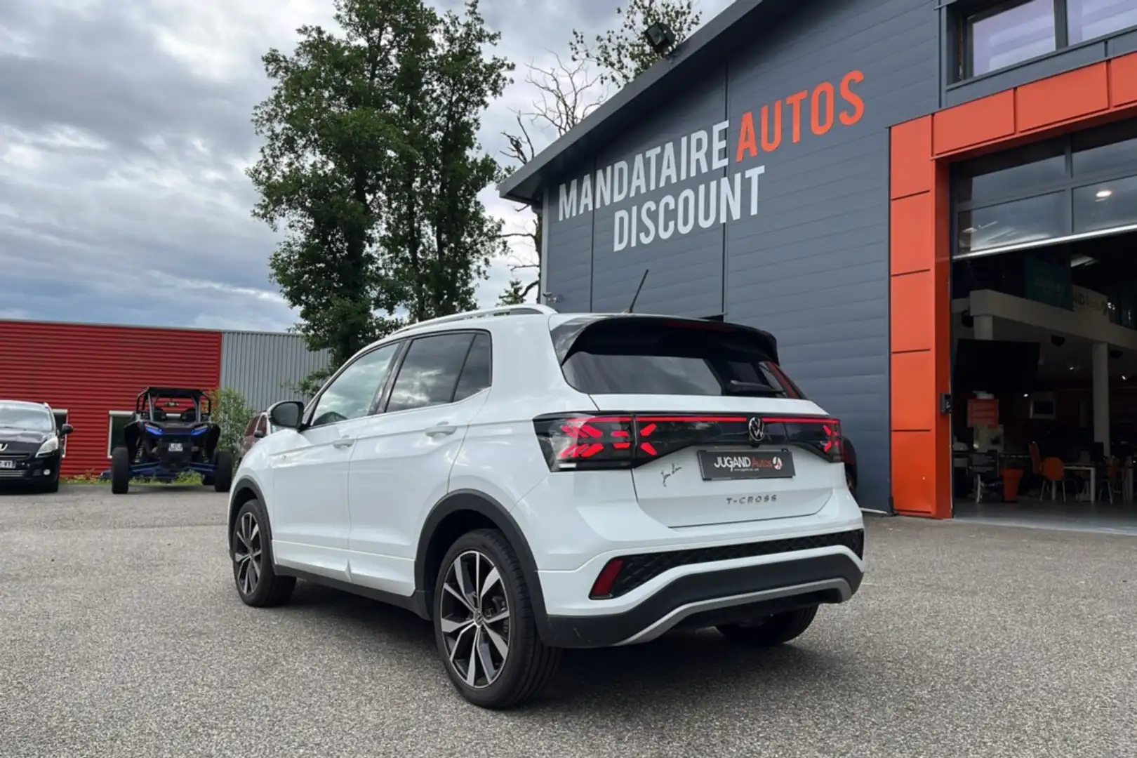 Volkswagen T-Cross 1.5 TSI 150 DSG R-LINE Blanc - 2