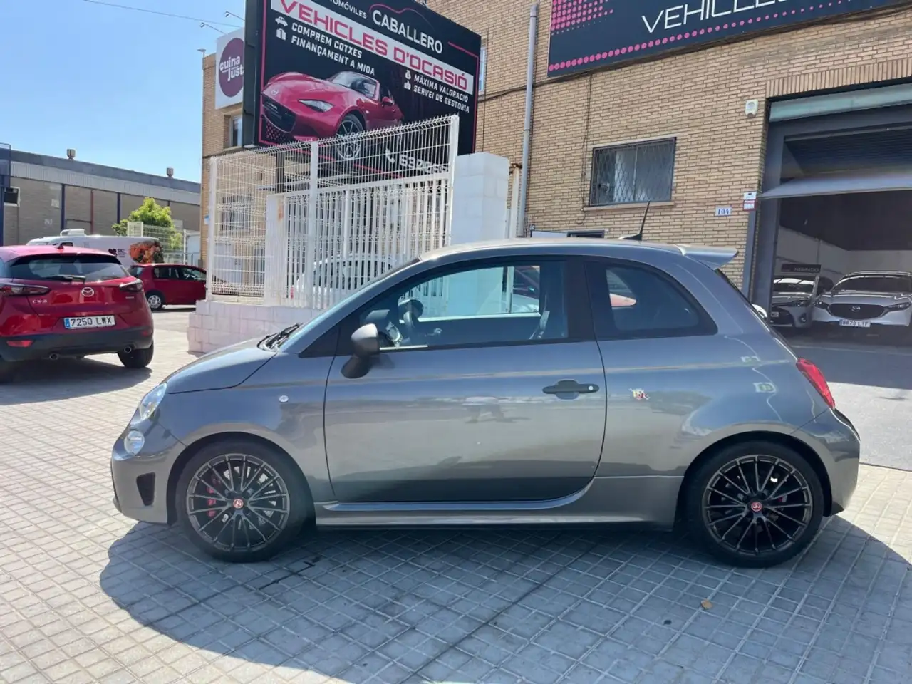 Abarth 695 2022