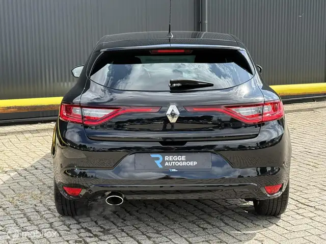 Renault Megane view 8
