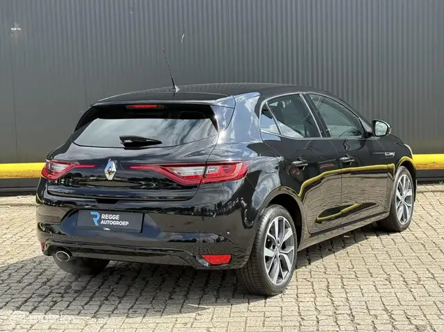 Renault Megane view 3