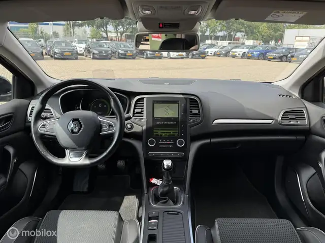 Renault Megane view 2